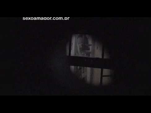 ❤️ Blondie dirakam video secara rahsia oleh intip kawasan kejiranan yang tersembunyi di sebalik batu bata kosong ❤️❌ Video persetan pada kami ms.teatroporno.ru ❌